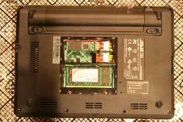 Eee PC 4G (701) - And FLASH stick