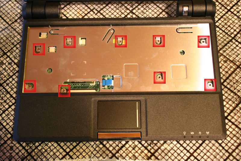 Computers/EeePC/701/EeePC701_dismantle_07.jpg