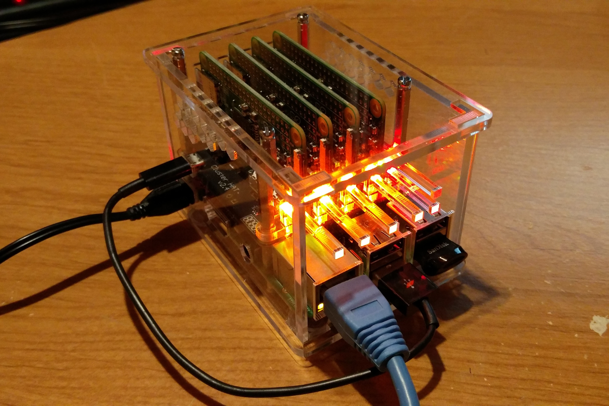 Computers/RaspberryPi/ClusterPi_In_Case.jpg